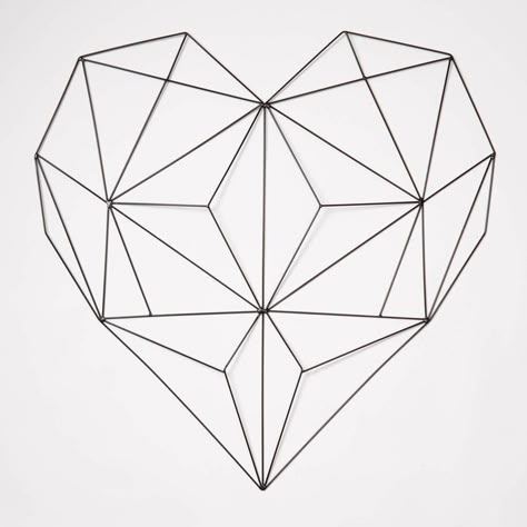 Geometric Heart Drawing, Wall Photo Display, Social Pictures, Stylish Picture, Heart Geometric, Geometric Coloring Pages, Diy Room Decor Videos, Easy Diy Room Decor, Geometric Shapes Art