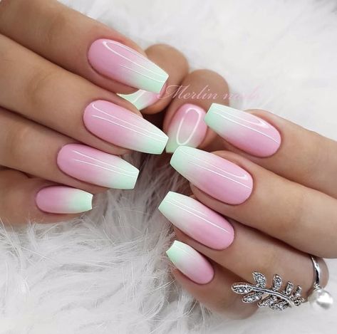 Unghie Sfumate, Pointy Nails, Pink Ombre Nails, Green Nail, Ombre Nail Designs, Her Nails, Pretty Nail Art, Coffin Nails Designs, Best Acrylic Nails