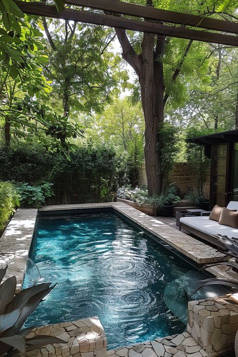 Small Backyard Pool Ideas: Refreshing Designs - Quiet Minimal Small Pool Ideas, Townhouse Backyard, Insane Pools, Small Backyard Pool Ideas, Small Backyard Pool, Backyard Pool Ideas, Backyard Spa, Backyard Pool Design, Dream Backyard Pool