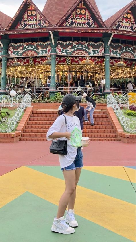 Dufan Outfit Ideas, Ootd Dufan, Outfit Study Tour, Outfit Bali, Ootd Aesthetic, Insta Bio, Casual Hijab Outfit, Girl Swag, Weekend Outfit