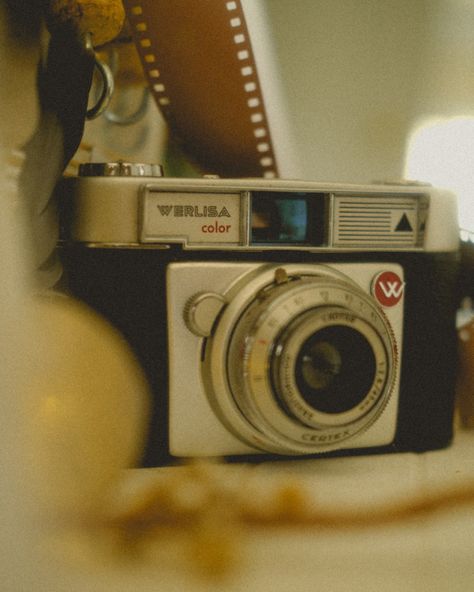 60s School Aesthetic, Photography Vintage Aesthetic, Vintage Cigerattes Aesthetic, 1965 Aesthetic, Aesthetic Vintage Pics, Pastel Vintage Aesthetic, 1960’s Aesthetic, Crossroads Demon, 70s Camera