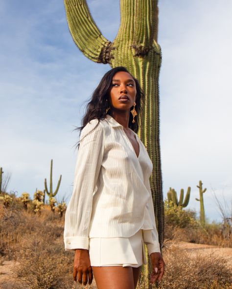 Desert Photoshoot Desert Group Photoshoot, Earth Tone Photoshoot, Cactus Photoshoot, Arizona Photoshoot, Desert Editorial, Garden Shoot, Desert Shoot, Desert Photoshoot, Desert Aesthetic