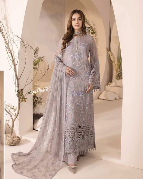 "Lavish Pareesa Luxury Chiffon Total Designs = 10 Wholesale Price = 13390 Box Price = 133920". +923314747413 +971554747413 WhatsApp Group https://chat.whatsapp.com/CfQPzYYgd7tEIc2xetIdfD Instagram https://www.instagram.com/lessforbrandspk/ Facebook https://www.facebook.com/lessforbrandspk Website https://lessforbrands.com Email info@lessforbrands.com #pakistanifashion #pakistan #pakistaniwedding #fashion #pakistanistreetstyle #pakistani #lahore #karachi #islamabad #pakistanicelebrities #... Pakistani Design, Asian Designers, Pakistani Salwar Kameez, Salwar Kameez Designs, Pakistani Dress Design, Suit Fabric, Pakistani Outfits, Punjabi Suits, Fabric Stores Online