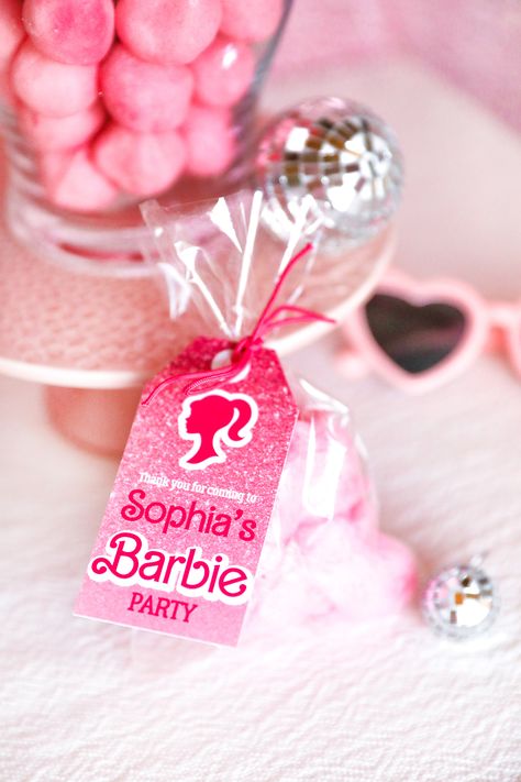 Get your FREE Barbie Party Printable Set! - Sunshine Parties Barbie Tags Printable, Barbie Thank You Tags Free Printable, Barbie Gift Tags Free Printable, Barbie Thank You Tags, Barbie Party Printables, Barbie Favors Ideas, Barbie Party Favors For Boys, Barbie Favors, Barbie Party Favors