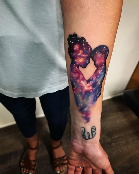 2,437 Likes, 84 Comments - Stacy Smith (@tattoome_stacy) on Instagram: “Even galaxies can’t compare to the depth of a Mother’s love ✨🌌🌸🌙🦋💓” Tattoos With Color, Watercolor Galaxy Tattoo, Motherhood Tattoos, Mother Son Tattoos, Tattoo Diy, Mom Tattoo Designs, Mommy Tattoos, Tattoo Trend, Galaxy Tattoo