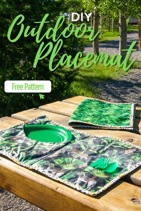 Camper Placemats Pattern, Fabric Placemats Diy, Picnic Placemats, Diy Placemats Fabric, Outdoor Placemats, Picnic Gifts, Diy Placemats, Quilted Placemats, Picnic Quilt