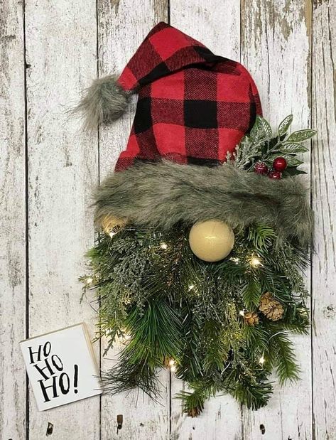 Winter Gnome Wreath Diy, Gnome Christmas Door Decoration, Gonk Wreath, Gnome Door Decoration, Christmas Nomes, Gnome Wreaths, Gnome Ideas, Gnome Crafts, Girls Crafts