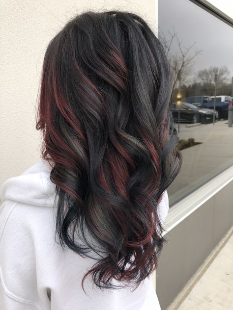 Blue Black Hair With Red Highlights, Dark Hair Color Ideas With Red, Dark Black And Red Hair, Graduation Hair Color Ideas, Dark Red And Dark Brown Hair, Burgundy And Dark Brown Hair, Black Brown And Red Hair, Red To Dark Brown Hair, Red Wine Highlights On Black Hair