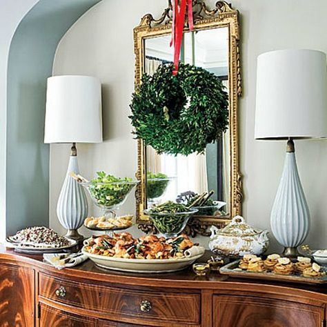 Simple with such great impact. Hanging a Christmas wreath over a mirror adds such great impact Wreath Over Mirror, Wreath On Mirror, Branch Wreaths, Christmas Wreaths For Windows, Muebles Shabby Chic, Christmas Buffet, Have Inspiration, Suspension Design, Buffet Table