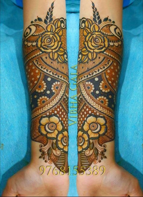 Vibha Gala Mehndi Designs, Mehandi Pic, Baby Mehndi, Arabic Bridal Mehndi Designs, Indian Mehendi, Elegant Henna, Baby Mehndi Design, Rajasthani Mehndi, Rajasthani Mehndi Designs