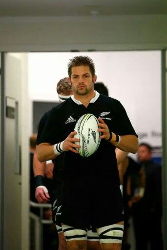 Richie McCaw All Blacks Rugby Team, Richie Mccaw, Nz All Blacks, Rugby Boys, Kanagawa Japan, All Blacks Rugby, Rugby Sport, New Zealand Rugby, World Cup Champions