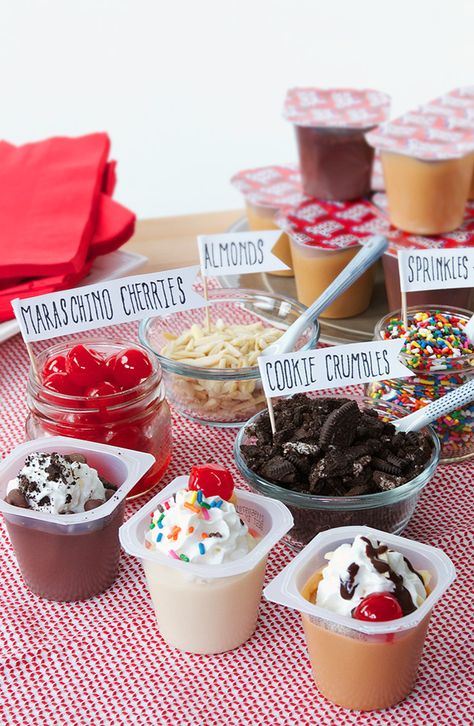 Ice Cream Sundae Bar Toppings, Pudding Bar Ideas, Pudding Cups Ideas, Pudding Bar, Sundae Toppings, Toppings Bar, Pudding Cup, Sundae Bar, Snack Pack