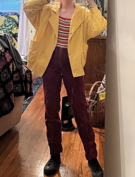 Yellow Outfits Aesthetic, Yellow Outfit Aesthetic, Yellow Jacket Outfit, 2016 Tumblr Outfits, Indie Outfit Inspo, Yellow Button Up Shirt, Jacket Aesthetic, Yellow Outfits, Librarian Style