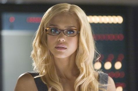 Jessica Alba Fantastic Four, Jessica Alba Hair, Doug Jones, Surfer Hair, Invisible Woman, Silver Surfer, Wearing Glasses, Fantastic Four, Girls With Glasses