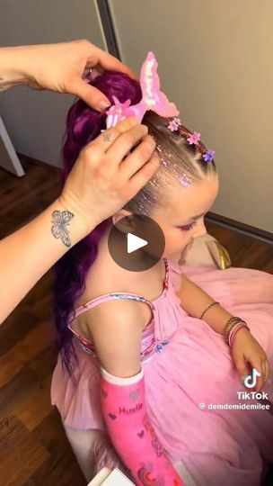 Mermaid Hair Ideas Halloween, Mermaid Hairstyles Halloween, Mermaid Hairclip, Kids Mermaid Hair, Mermaid Hairstyles For Kids, Mermaid Ponytail, Hairstyle Mermaid, Mermaid Hairstyle, Mermaid Hairstyles