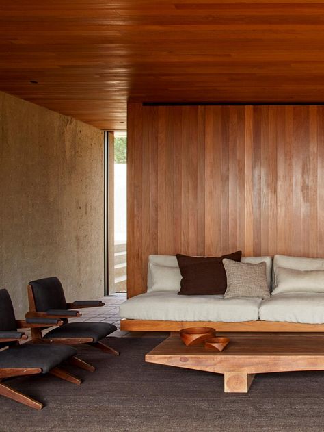 Low Seating Living Room, Interior With Wood, Brutalist Interior, French Apartment, Modern Architecture Interior, Living Area Design, Deco Furniture, Dream Apartment, World Of Interiors