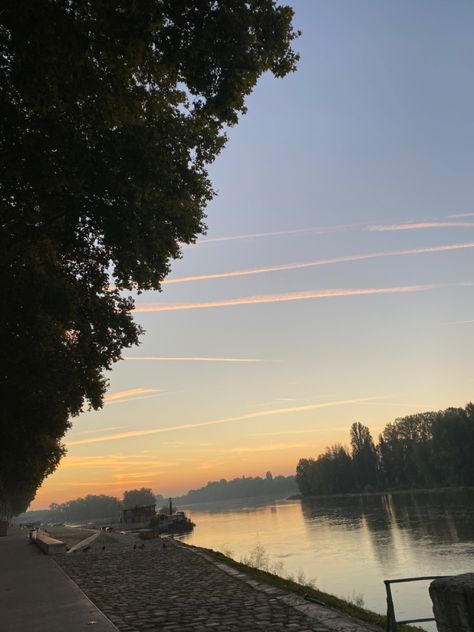 #orleans_france #morningwalk #earlymorning Orleans France, Early Morning, How Are You Feeling, France, Quick Saves, Nature