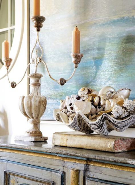 38 Fun DIY Seashells Decor Ideas Like A Holiday | HomeMydesign Buffet Styling, Tara Shaw, Leontine Linens, Italian Buffet, Giant Clam Shell, Vibeke Design, Emeril Lagasse, Seaside Decor, Beachy Decor