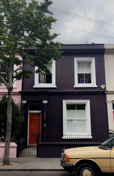 Chelsea London Borough - Dream Purple home in Londonderry Purple Brick House, Terraced House Exterior, Cottage Outside, Aubergine Paint, Uk Cottage, Dc House, Chelsea London, Purple Home, Londonderry