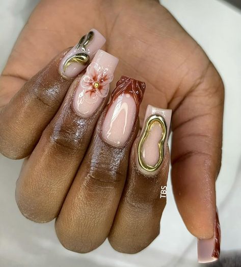 3d flowers x 3d chrome set ❤️ PRICE: k700 Nails by @transformation.beautystudio Book an appointment with us at our one stop salon today!🩷 For bookings and prices, contact us on +260972022050 or book online by clicking the link in our bio #explorepage #explore #instagram #beautifulgirls #explorepage #instagramreels #manicure #pedicure #salon #entrepreneurship #acrylicnailset #chromenails #overlay #3dflowersnails Nail Inspo 3d Art, How To Do 3d Nail Art, Square 3d Nails, How To Do 3d Flowers On Nails, 3d Flower Acrylic Nails, 3d Nail Designs Flowers, Short 3d Nails, Chrome Flower Nails, Nails Design 3d