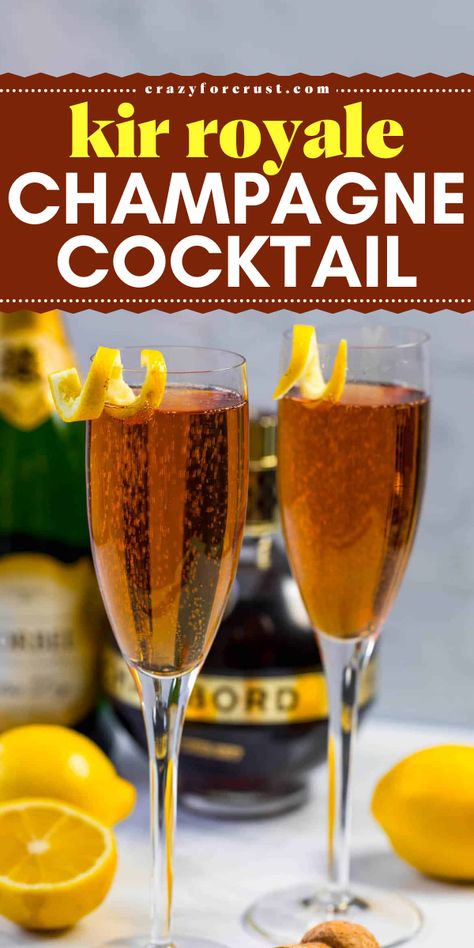 Add elegance to your celebrations with the Kir Royale Champagne Cocktail! Made with champagne, Chambord, and a twist of lemon peel, this fruity, three-ingredient cocktail is a simple yet sophisticated choice for easy Christmas cocktails. Impressive Christmas Dessert, Easy Christmas Cocktails, Chambord Cocktails, Christmas Drinks Nonalcoholic, Christmas Cocktails Easy, Best Holiday Appetizers, Best Mixed Drinks, Kir Royale, Champagne Cocktails