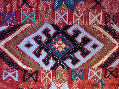 Berber Carpet – Khenifra Region, Morocco - AMAZIGH Berber Art, Amazigh Pattern, Amazigh Jewelry, Mersad Berber, Moroccan Amazigh Jewelry, Kitchen Carpet Runner, Berber Carpet, Ethnic Jewelry, Carpet Runner