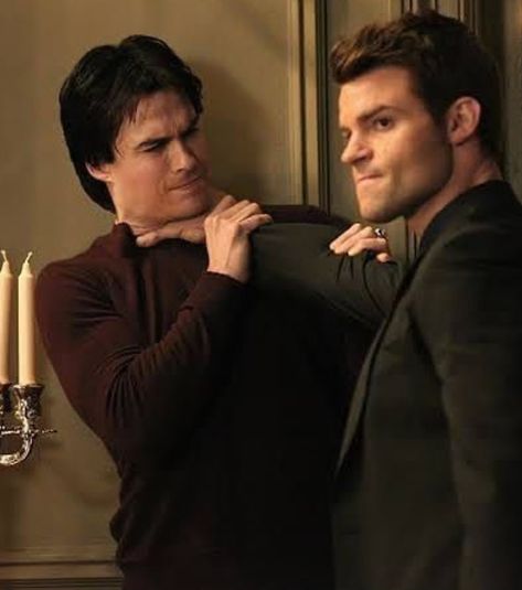 Damon X Elijah, Elijah And Damon, The Vampire Diaries Elijah, Elijah Mikaelson Wallpaper, Vampire Diaries Elijah, Elijah And Klaus, Elijah Vampire Diaries, Elijah The Originals, Elijah Mikaelson