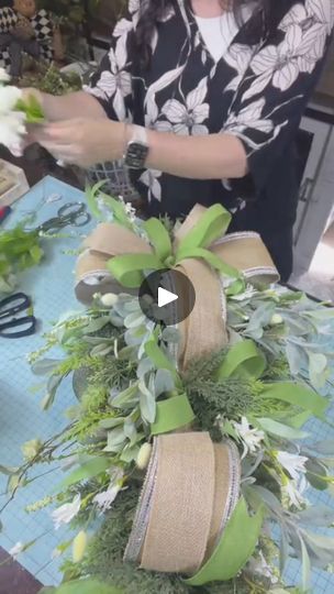 Wreath Techniques, Holiday Centerpieces Diy, Spring Swag, Table Swag, Yard Sticks, Fenced Yard, Floral Swag, Table Arrangement, Holiday Centerpieces