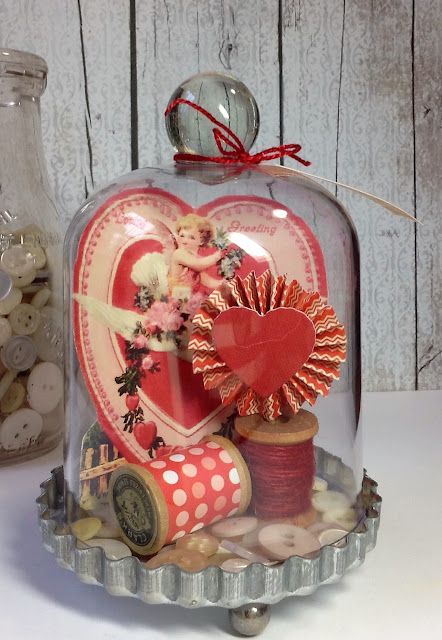 Mini Cloche, Vintage Valentine Crafts, Vintage Valentines Decorations, Saint Valentin Diy, Valentines Bricolage, Diy Valentine's Day Decorations, Mens Valentines Gifts, Diy Valentines Decorations, I Wait