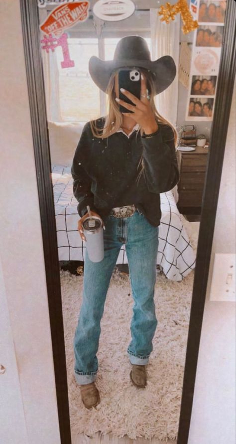 Country Fall Outfits, Punchy Outfits, Cute Western Outfits, Country Outfits Women, Trajes Country, Cowboy Outfit, Western Girl Outfits, Outfit Ideas Winter, Casual Country Outfits