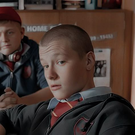 Mitchel From Bad Education, Mitchell Bad Education, Bad Education Mitchell, Charlie Wernham, Bad Education, Wall Pics, Soccer Boyfriend, Great Tv Shows, Celeb Crushes