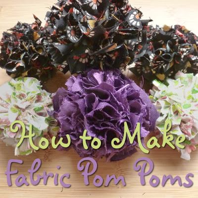 How you can make your own diy fabric pom poms step by step tutorial with a Clover maker Easy Origami Christmas, Origami Christmas Ornaments, Sewing Inspiration Projects, Fabric Pom Poms, Pom Poms Ideas, Pom Pom Tutorial, Origami Christmas Ornament, Diy Bohemian, Make Your Own Wreath