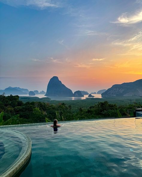 Work of art 🎨🖌️ Happy Friday my friends! What do you have planned this weekend? I got a date with my man, the gym, my book and some spring cleaning. Make it a great day ♥️ You can find this magical pool view at @sametnangshe.boutique Thailand | sametnangshe | luxury hotel | Phuket | krabi | self love | pool views | sunrise | sunset | travel blogger Phuket Thailand Beach, Phuket Krabi, Hotel Thailand, Phuket Hotels, Pool View, Sunset Travel, Thailand Beaches, Thailand Hotel, Eat Pray