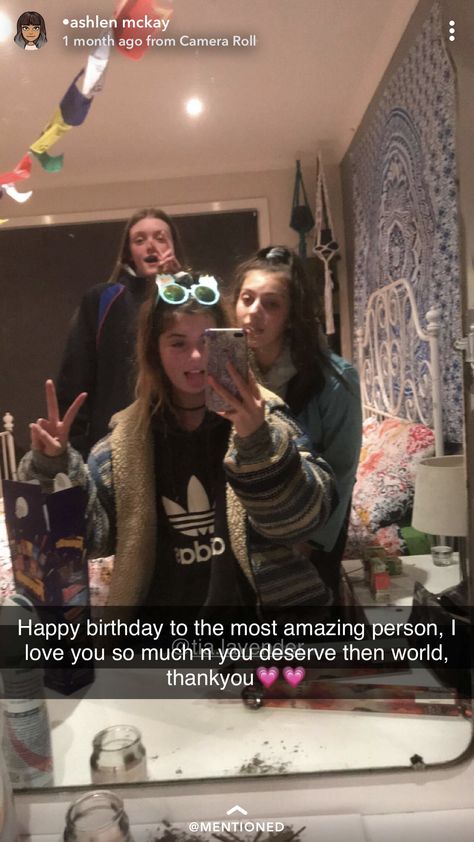 Snapchat Birthday Story Ideas, Happy Birthday Snapchat Stories, Birthday Snapchat Stories, Snapchat Birthday, Birthday Snapchat, Birthday Story, Cake Story, Actress Without Makeup, Snapchat Story