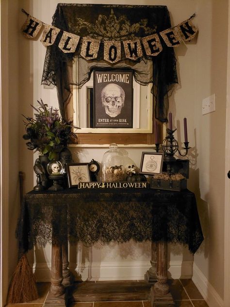 Spooky Tv Stand Decor, Halloween Witch Decor Indoor, Halloween Decor Hallway, Mantle Decoration Ideas, Upscale Bedroom, Sam Hain, Halloween Hallway, Halloween Mantels, Modern Retro Living Room