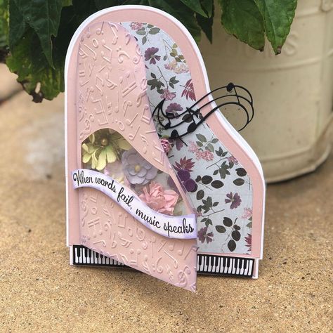 Lou Collins’s Instagram photo: “Another example of the Paper Discovery Grand Piano Die Set featured on yesterday Live. So many ways you can play with this set! 😍…” Paper Discovery Cards, Piano Pop Up Card, Lou Collins, Lost In Music, Piano Card, Sheet Music Art, Grand Piano, Crafts Cards, Card Tutorial