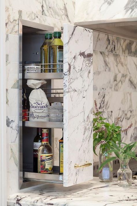 Hidden Spice Rack, Marble Drawer, White Marble Backsplash, Pull Out Spice Rack, Kitchen Cooktop, Quartz Backsplash, Hidden Pantry, Wooden Spice Rack, Inset Cabinets