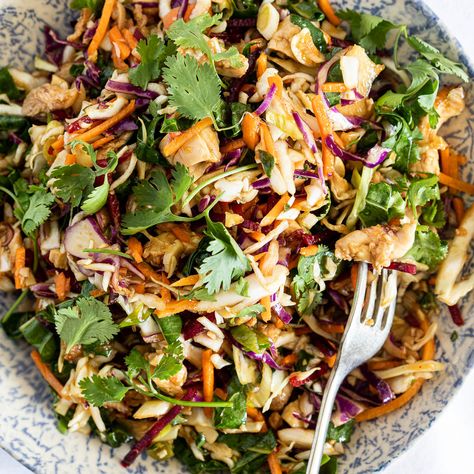 Asian Sesame Chicken Salad, Asian Sesame Chicken, Chinese Chicken Salad Dressing, Sesame Chicken Salad, Chinese Salad, Chicken Salad Dressing, Chinese Chicken Salad Recipe, Asian Chicken Salads, Chinese Chicken Salad