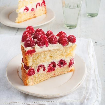 Raspberry Genoise sponge. For the full recipe, click the picture or see www.redonline.co.uk Summer Baking Recipes, Raspberry And Almond Cake, Best Birthday Cake Recipe, Genoise Sponge, Mousse Au Chocolat Torte, Summer Cake Recipes, Showstopper Cakes, Mary Berry Recipe, Slice Of Cake