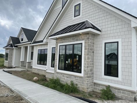 Cream Siding Exterior, Light Gray Modern Farmhouse Exterior, New Construction Home Ideas Exterior Ranch, Light Gray House Black Windows, Certainteed Herringbone Siding, Creme House Exterior, Lake House Outdoor Kitchen, One Level House Exterior, Light Grey Home Exterior