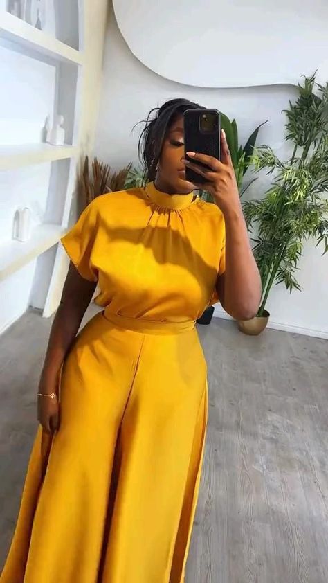 Trouser And Top For Ladies, Trouser And Top, Classy Jumpsuit Outfits, Two Piece Outfits Pants, Simple Dress Casual, Stylish Outfits Casual, Fancy Short Dresses, Classy Short Dresses, Classy Jumpsuit