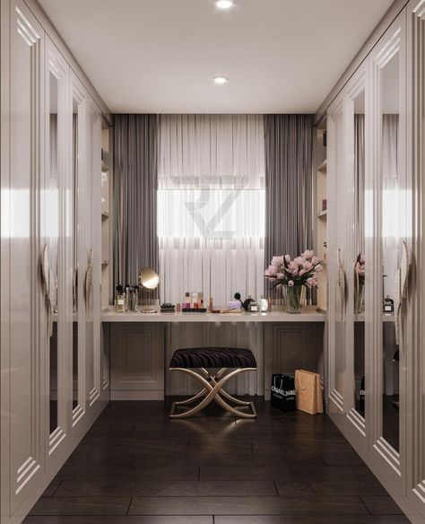 Makeup Vanity In Walk In Closet, Walk In Closet With Makeup Vanity, Dressing Table Under Window, Lake House Guest Bedroom, Built In Dressing Table, Modular Sofa Living Room, Small Kitchen Design Apartment, Small Dressing Rooms, Dressing Room Closet