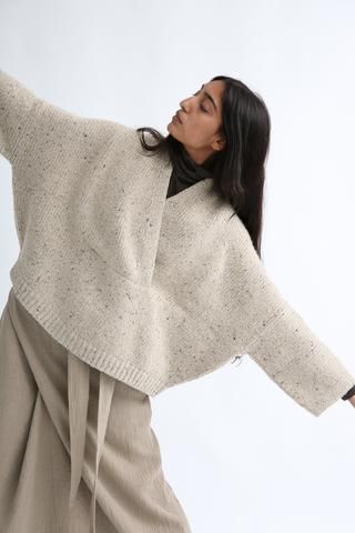 Lauren Manoogian, Knitwear Fashion, Knit Fashion, Knitting Inspiration, Luxury Boutique, Fashion Inspo Outfits, Knit Crochet, Shawl, Knitting Patterns