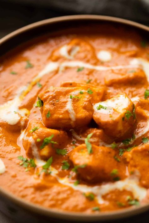 Restaurant Style Paneer Butter Masala (Easy Paneer Makhani Curry) Paneer Makhani Recipe, Arabian Cuisine, Paneer Butter Masala Recipe, Dinner Indian, Masala Paneer, Homemade Cottage Cheese, Butter Paneer, Butter Masala Recipe, Paneer Butter Masala