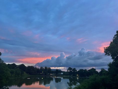 University of Stirling, Stirling, Scotland, Sunset, United Kingdom, UK, University, Outdoors, Nature University Of Stirling Scotland, Stirling University, Scotland Sunset, Stirling Scotland, Uk University, Stirling, Study Abroad, Summer 2023, Scotland