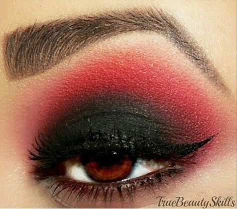 Black and Red eyeshadow Red And Black Eye Makeup, Ladybug Makeup, Maquillage Harley Quinn, Burlesque Hair, Black And Red Makeup, Catrina Makeup, Berry Makeup, Red Eyeshadow Look, Competition Makeup