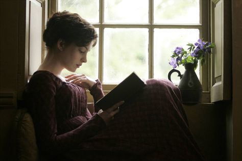 Tracy Chevalier, Julie Walters, Jane Austen Novels, Becoming Jane, Jane Austin, Elizabeth Bennet, James Mcavoy, Anne Hathaway, 인물 사진