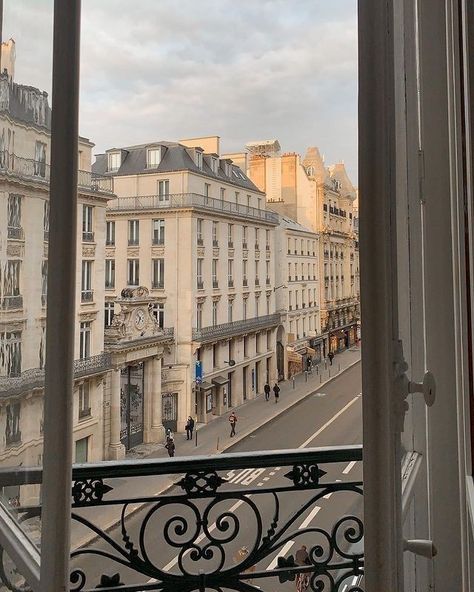 Parisian Aesthetic, France Aesthetic, Paris Dream, European Aesthetic, Parisian Life, Paris Aesthetic, Living In Paris, Open Window, Oui Oui