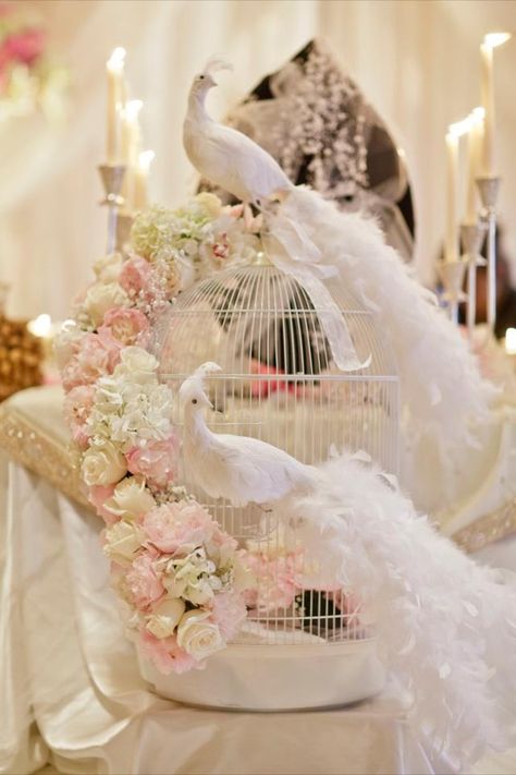 #Wedding #cage #swan #flower @Leanne pederson White Peacock Wedding, Peacock Cake Topper, Christening Centerpieces, Elegant Wedding Theme, Wedding Peacock, Peacock Cake, Wedding Birds, Decoration Shabby, Peacock Theme