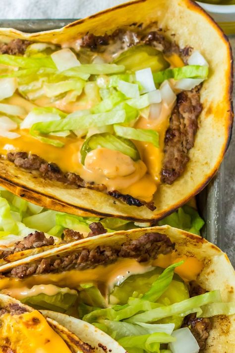 Big Mac Smash Tacos - My Incredible Recipes Tortilla Big Mac, Big Mac Tacos Recipe, Big Mac Smash Tacos, Bic Mac, Smash Tacos, Big Mac Tacos, Mac Tacos, Flour Tortilla, Healthy High Protein Meals